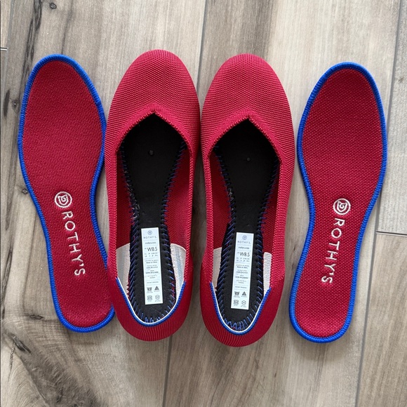 Rothy's "Retired" The Flat Round Toe Red Flats Size 8.5 - Picture 6 of 12